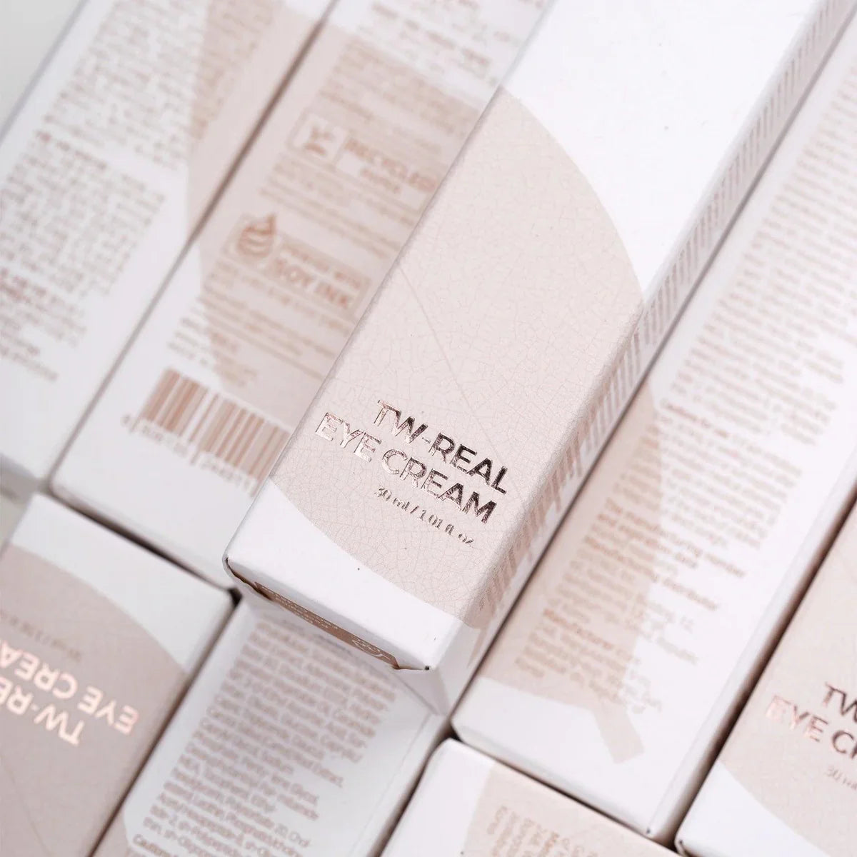 TW-REAL Eye Cream - 30ml-Isntree-Noura Skincare