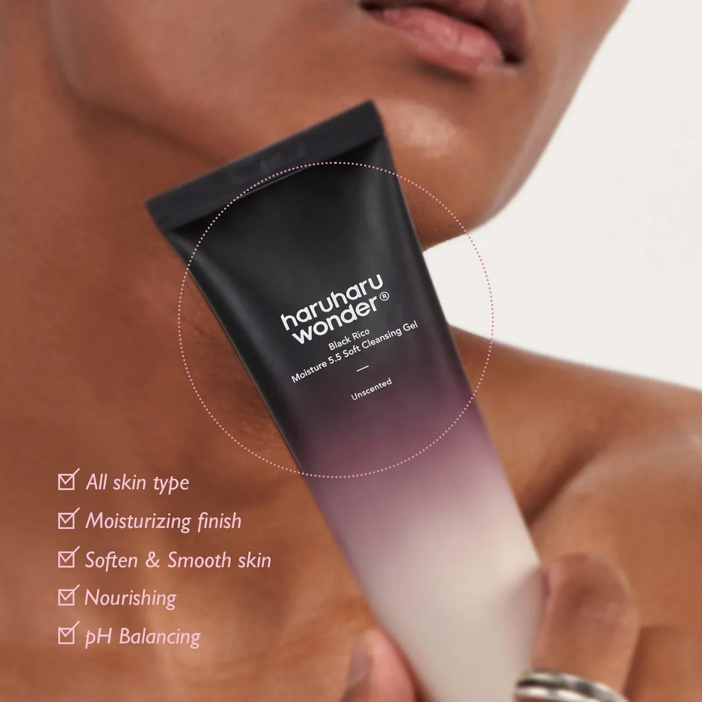Black Rice Moisture 5.5 Soft Cleansing Gel - 100ml-haruharu wonder-Noura Skincare